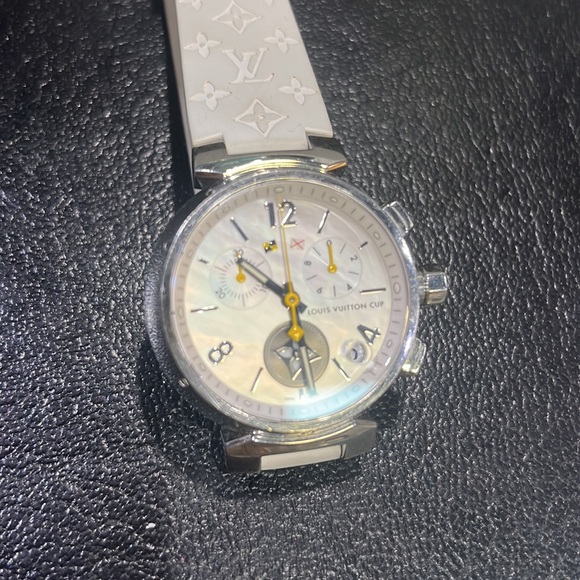 Louis Vuitton Tambour Watch - Picture 4 of 7